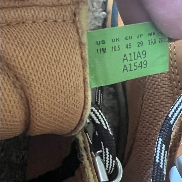 Timberland Men's Tan and Black Boots - Picture 6 of 8